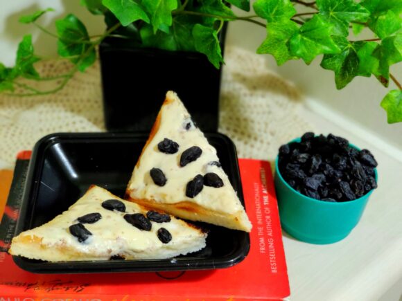 Bread Toast with Hung Curd and Black Raisin