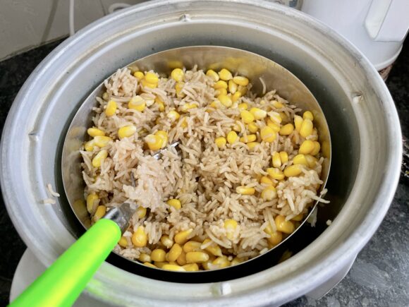 Add butter and black pepper powder