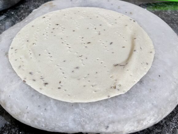 roll the ball (thin) into about 5”diameter