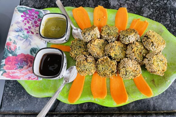Royal Kothimbir Chi Vadi/wadi (Green coriander-Paneer Snacks)
