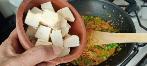 Add paneer