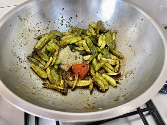 Add chilli powder and fennel seed powder