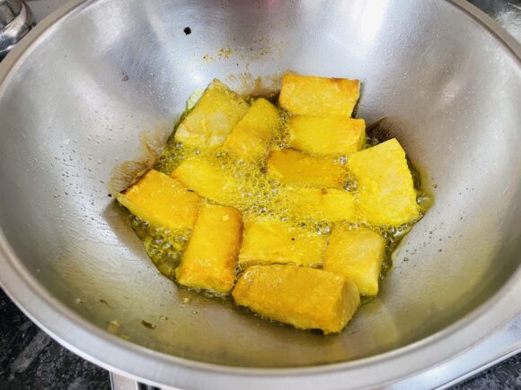 turn to other side until golden brown colour appears