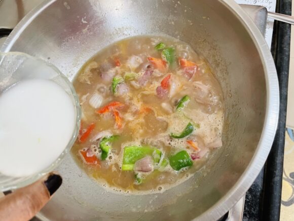 Add corn flour slurry