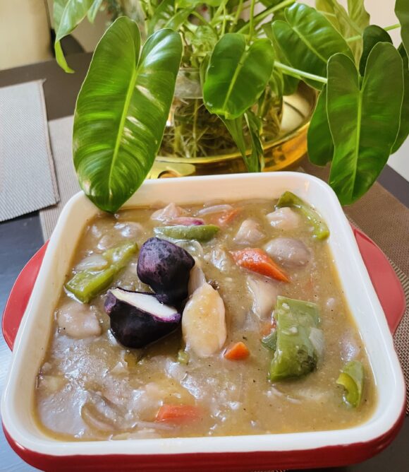Water Chestnut (Kachche Singhara) Curry (Japanese Cuisine)