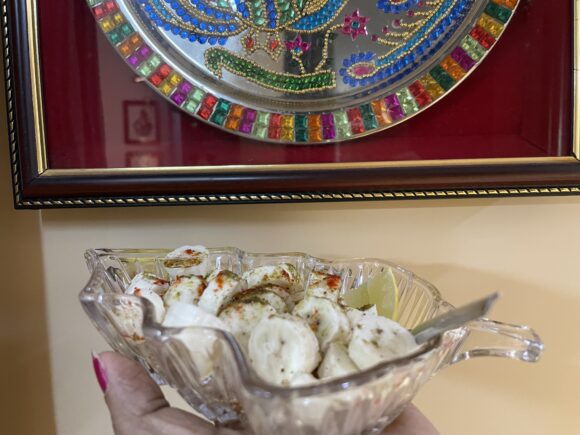 Serve the chaat in serving bowl with fork
