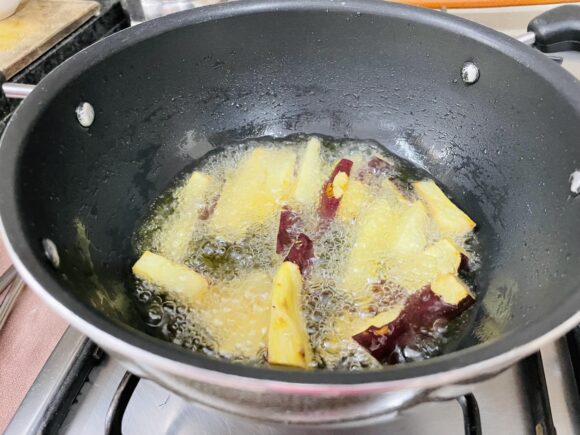 you may deep fry these Sweet Potatoes Slices