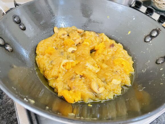 stir to mix well until the halwa consistency appears